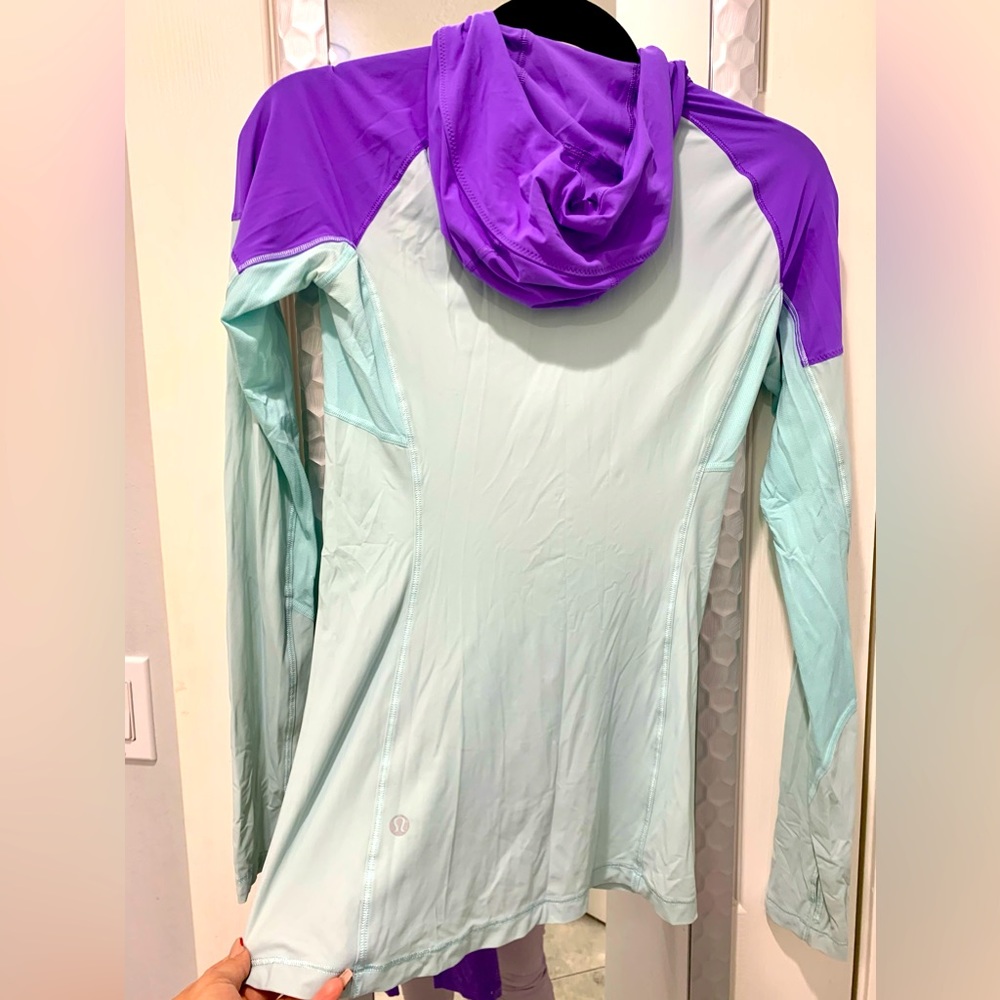 Lululemon Aqua & Purple Runbeam Hoodie Size 6